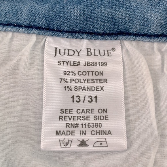 Judy Blue Colby Release Hem Skinny Jean - Picture 15 of 16
